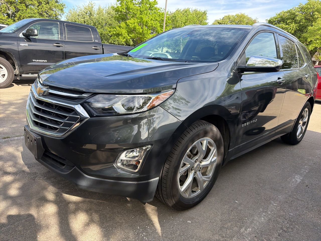 Used 2018 Chevrolet Equinox Premier image 1