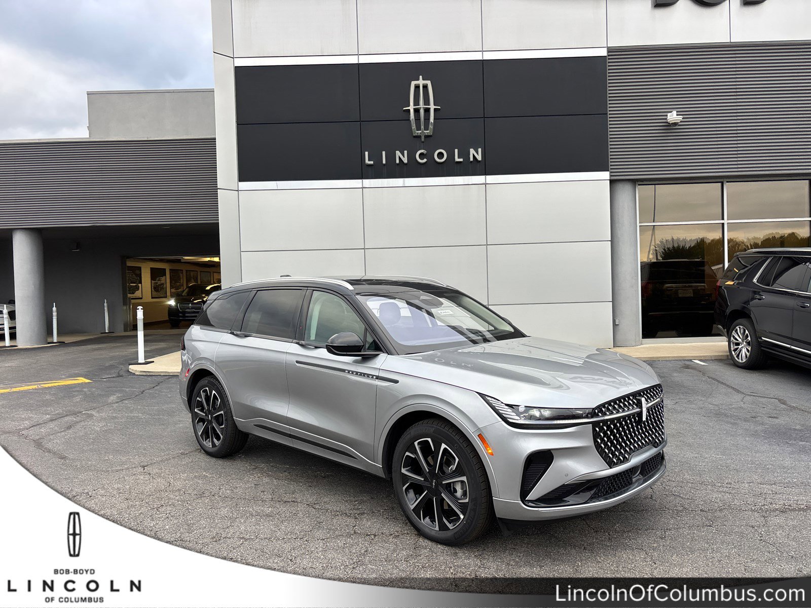 New 2026 Lincoln Nautilus Reserve image 1