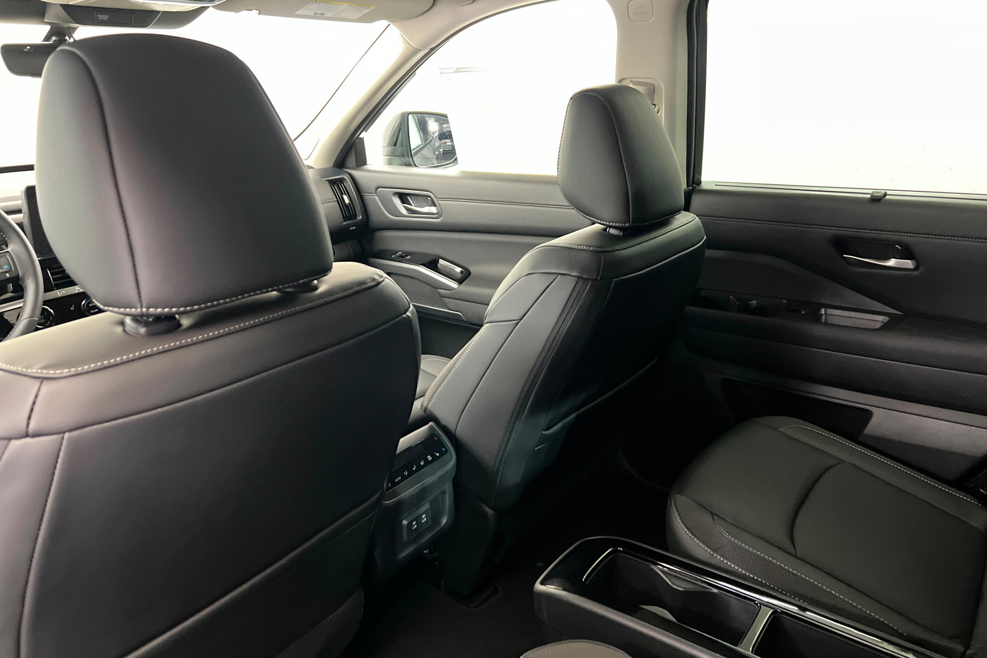 New 2026 Nissan Pathfinder SL image 19