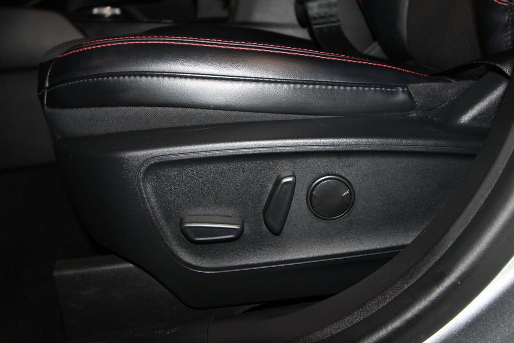 Used 2024 Ford Escape ST-Line w/ Tech Pack #1 FWD image 7