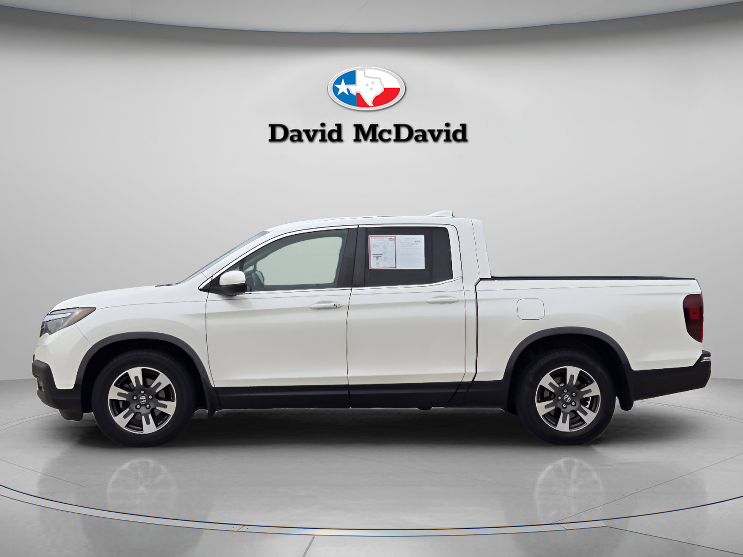Used 2017 Honda Ridgeline RTL image 2