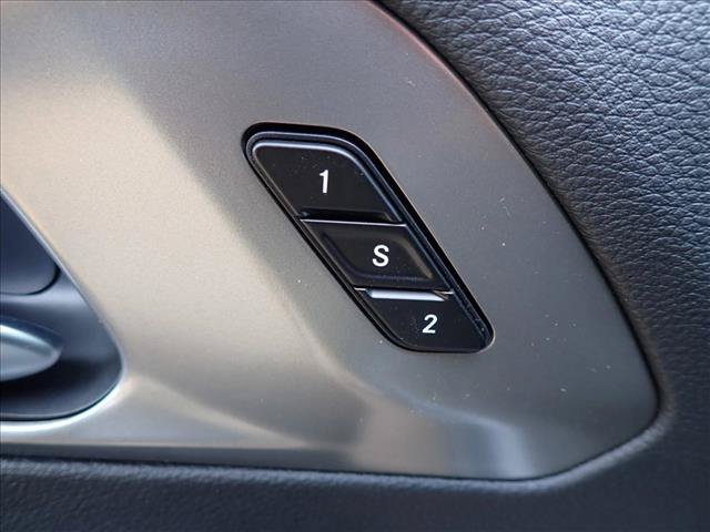 New 2025 Chrysler Pacifica Select FWD image 15