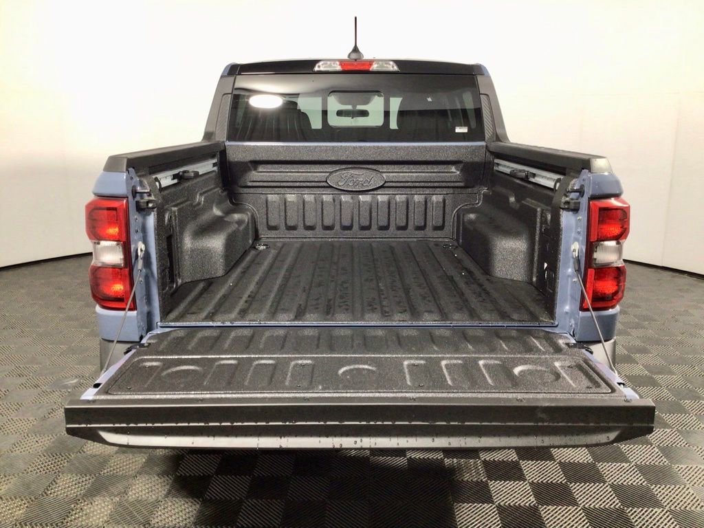 New 2026 Ford Maverick Lariat w/ Black Appearance Package image 12