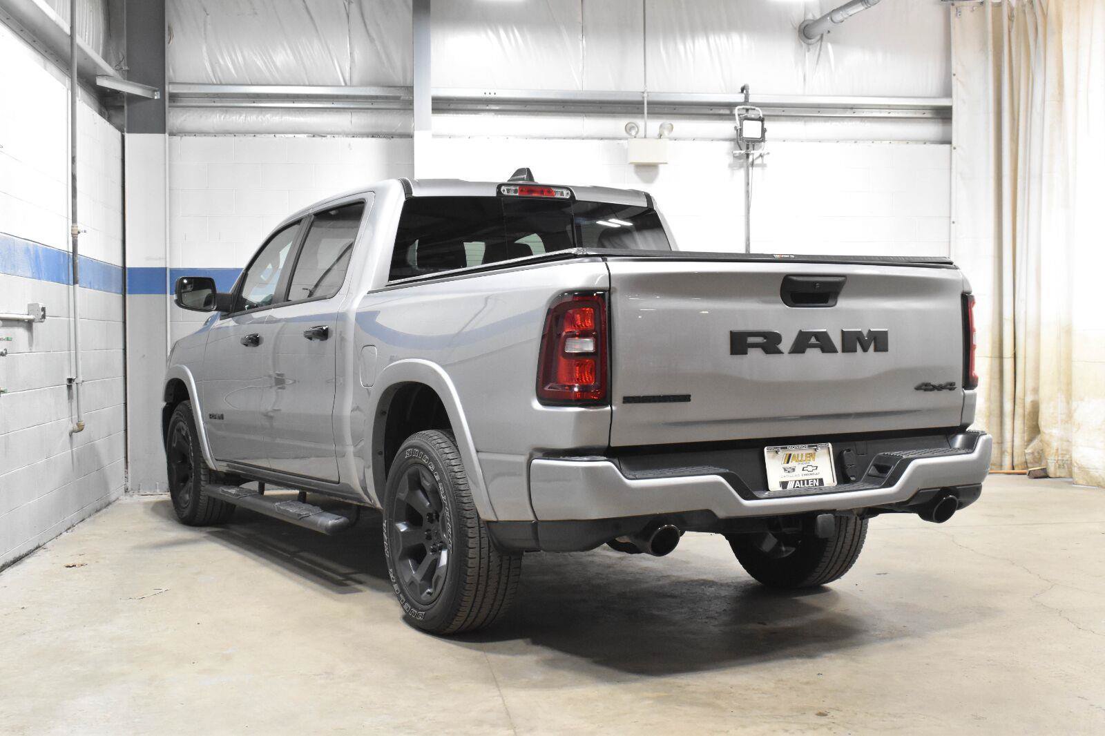 Used 2025 RAM 1500 Big Horn AWD/4WD image 21