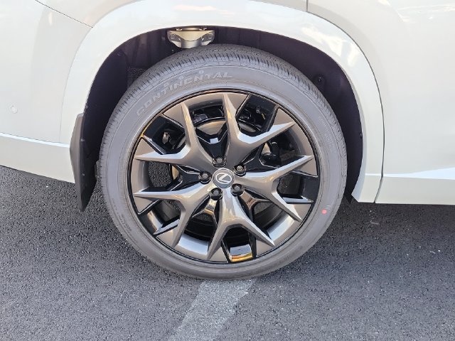 New 2026 Lexus TX 500h AWD w/ Technology Package image 5