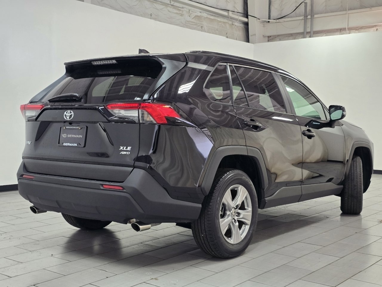 Certified 2025 Toyota RAV4 XLE w/ Convenience Package image 14