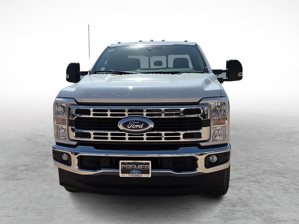 New 2026 Ford F350 XL w/ XL Chrome Package AWD/4WD image 3