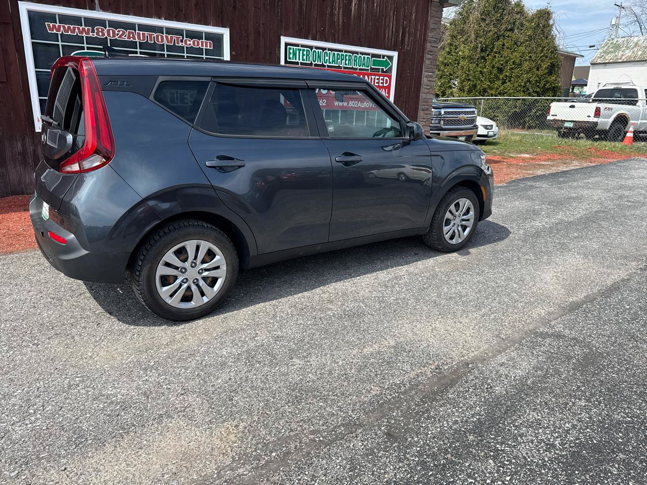 Used 2020 Kia Soul LX FWD image 9