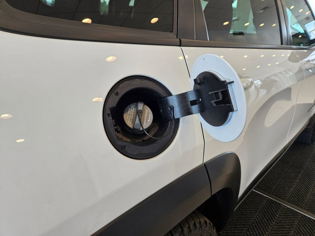 Used 2018 Jeep Cherokee Trailhawk w/ Quick Order Package 27L image 33