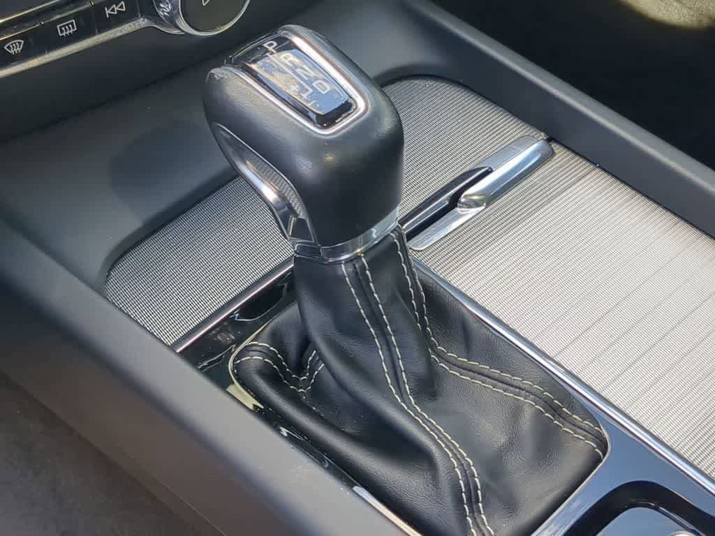 Used 2019 Volvo S60 T6 R-Design AWD/4WD image 29