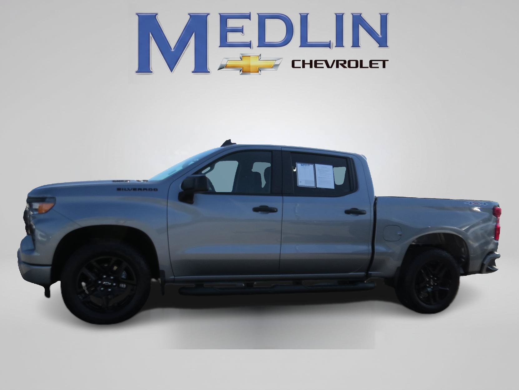 Used 2025 Chevrolet Silverado 1500 Custom w/ Turbomax Blackout Package AWD/4WD image 5
