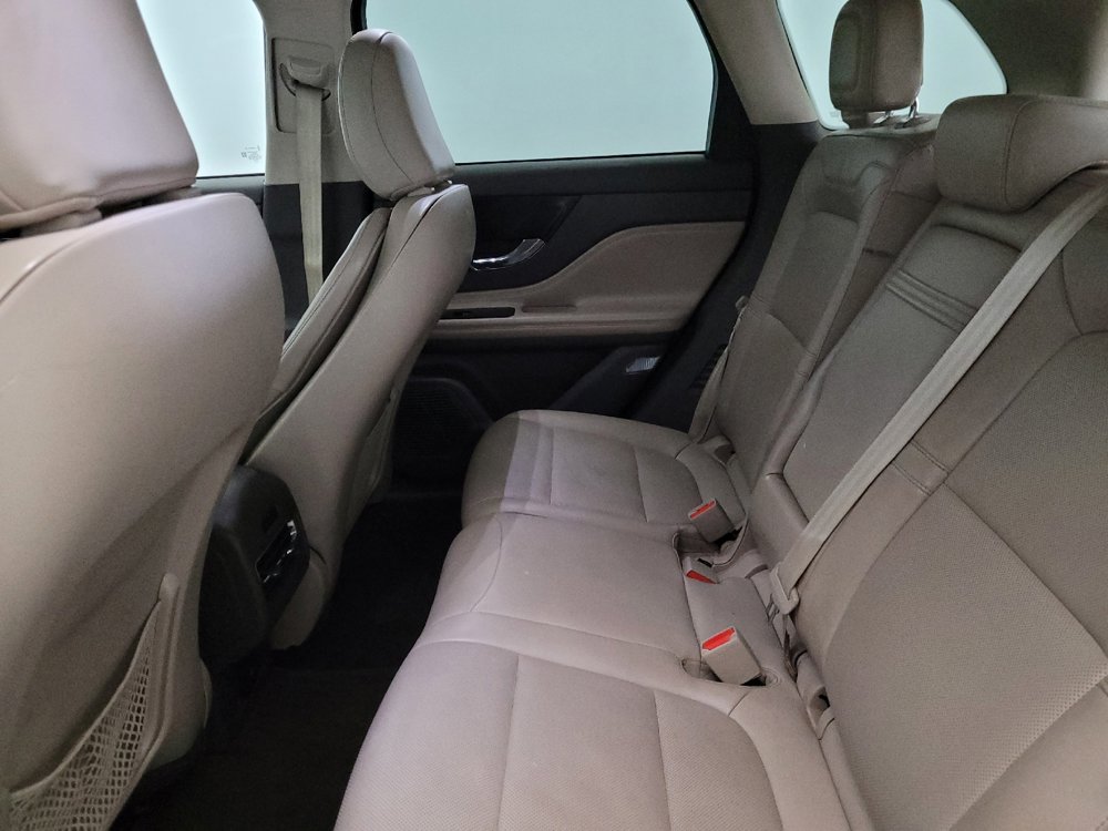 Used 2022 Lincoln Corsair AWD w/ Equipment Group 101A image 18