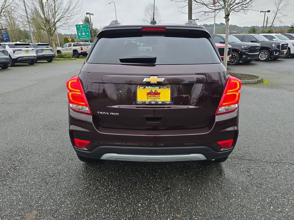 Certified 2022 Chevrolet Trax LT w/ LT Convenience Package image 5