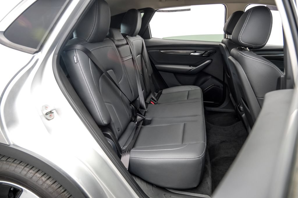 Used 2023 VinFast VF 8 Eco AWD/4WD image 46