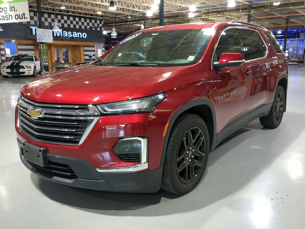 Used 2023 Chevrolet Traverse LT