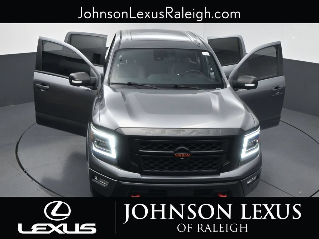 Used 2021 Nissan Titan PRO-4X w/ Pro-4x Convenience Package AWD/4WD image 34