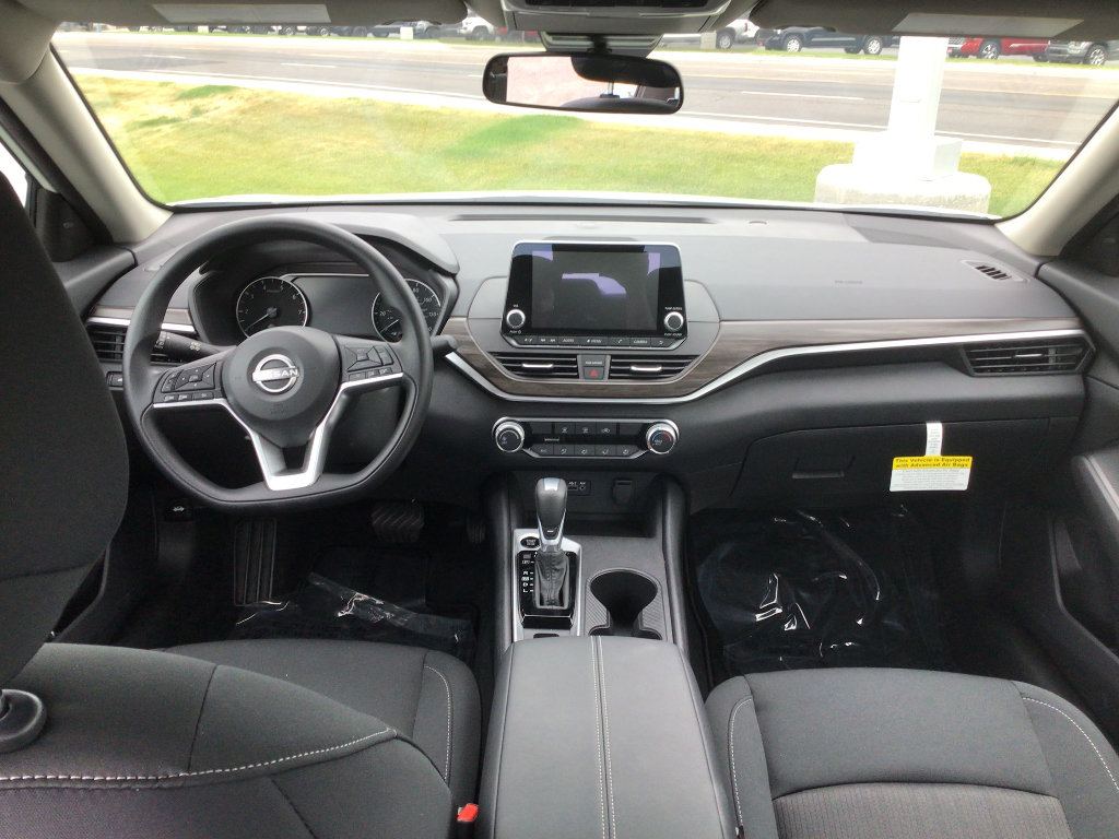 New 2026 Nissan Altima 2.5 SV AWD/4WD image 16