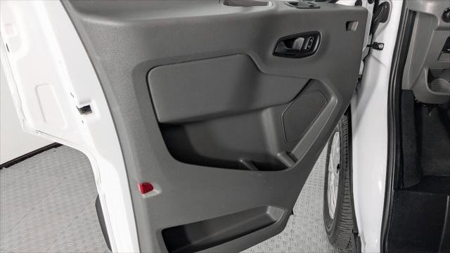Used 2023 Ford Transit 350 XLT image 12