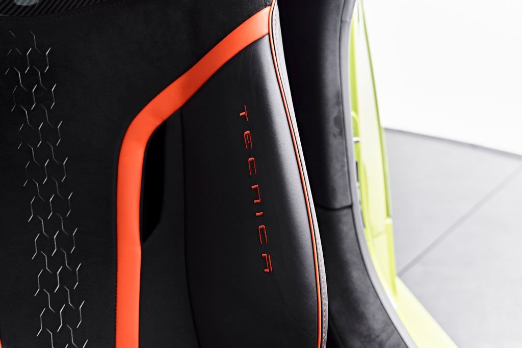 Used 2023 Lamborghini Huracan Tecnica RWD image 57
