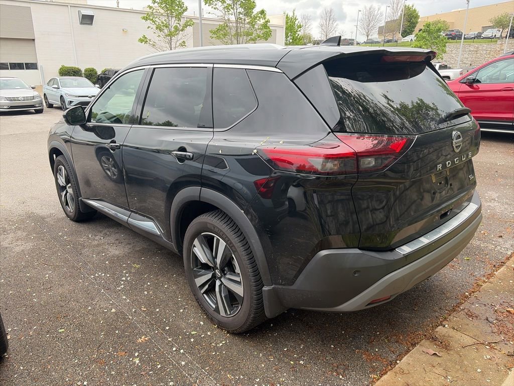 Used 2021 Nissan Rogue SL w/ Premium Package FWD image 4