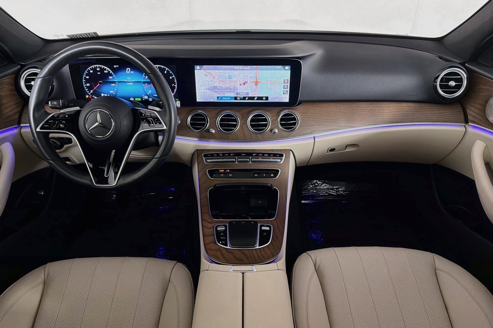 Certified 2023 Mercedes-Benz E 450 4MATIC Sedan w/ Premium Package image 6