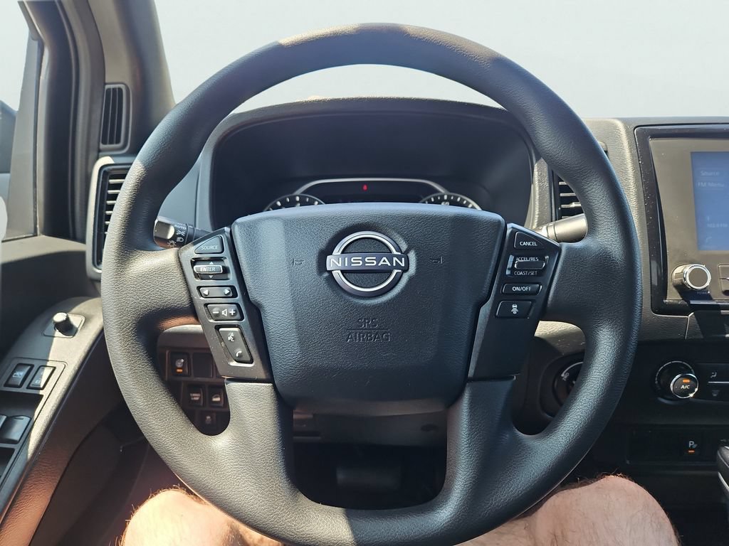 Used 2023 Nissan Frontier SV w/ Midnight Edition Package AWD/4WD image 29