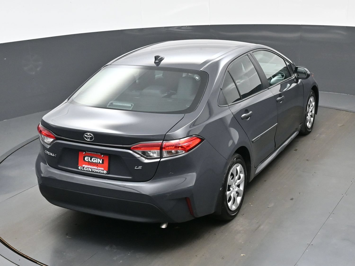 Used 2025 Toyota Corolla LE FWD image 38