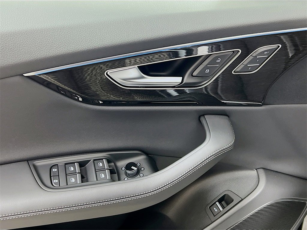 New 2026 Audi Q8 Premium Plus image 19