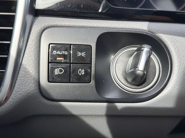 Used 2020 Porsche Cayenne S image 19