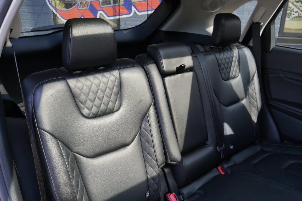 Used 2024 Ford Edge Titanium AWD/4WD image 12