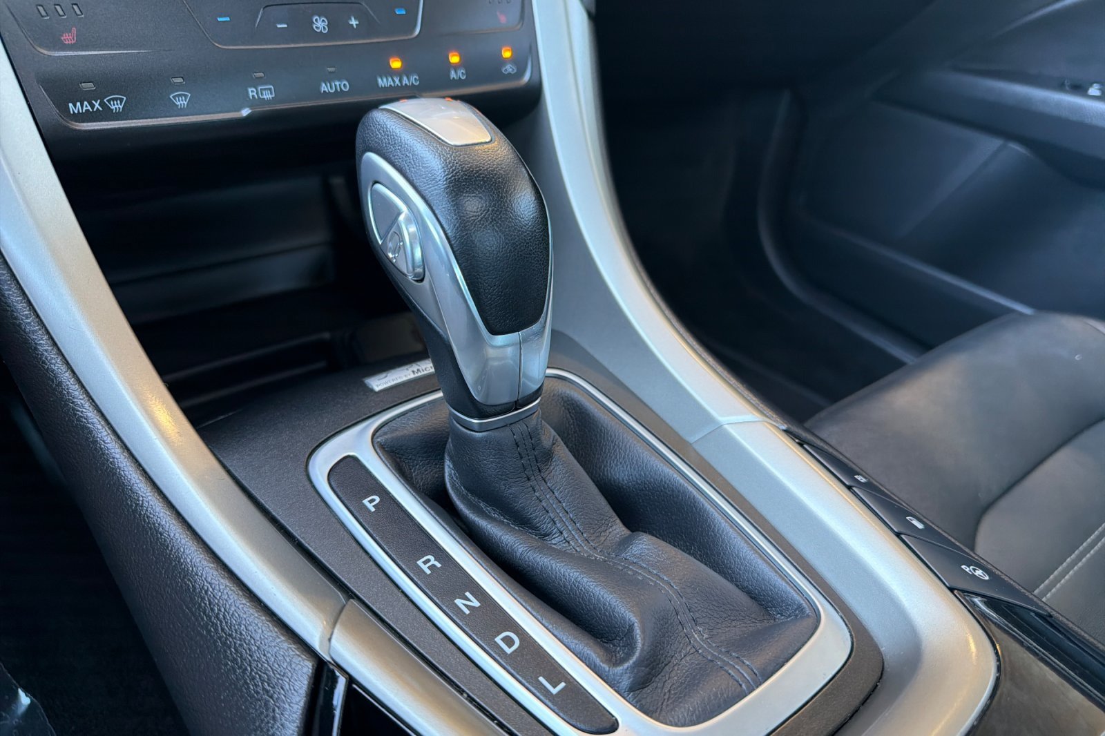 Used 2015 Ford Fusion Energi SE FWD image 21
