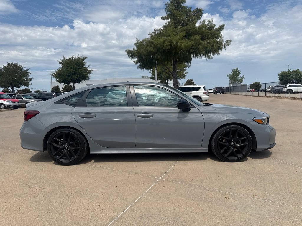 Used 2025 Honda Civic Sport image 6