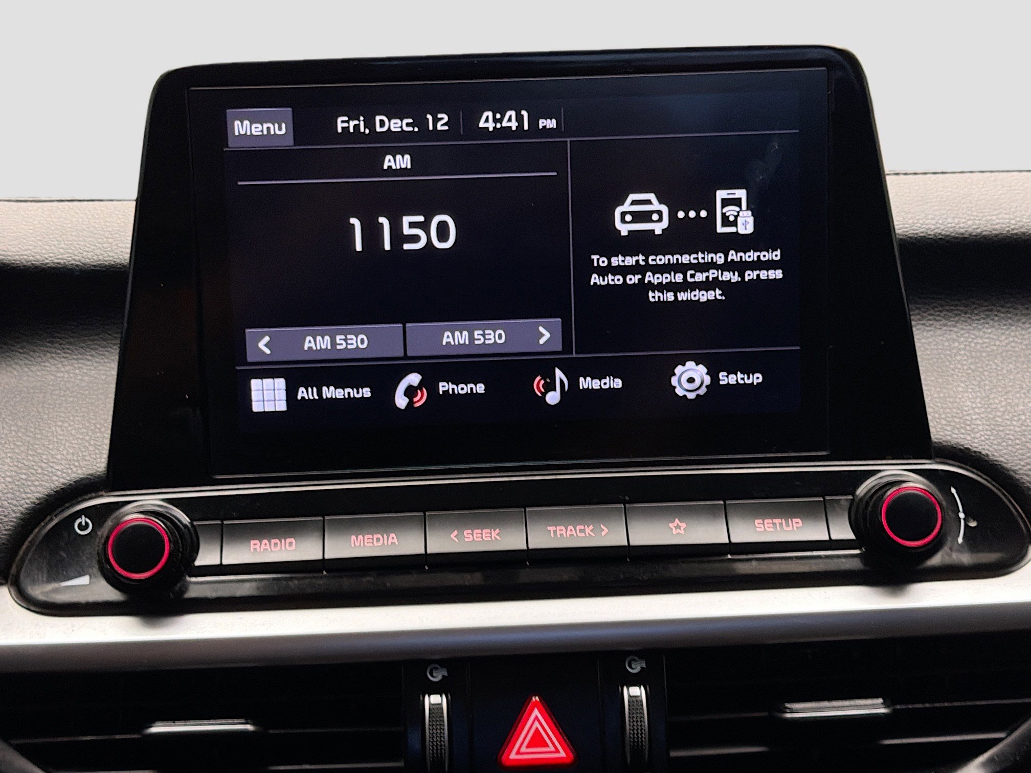 Used 2024 Kia Forte LXS w/ LXS Technology Package image 9