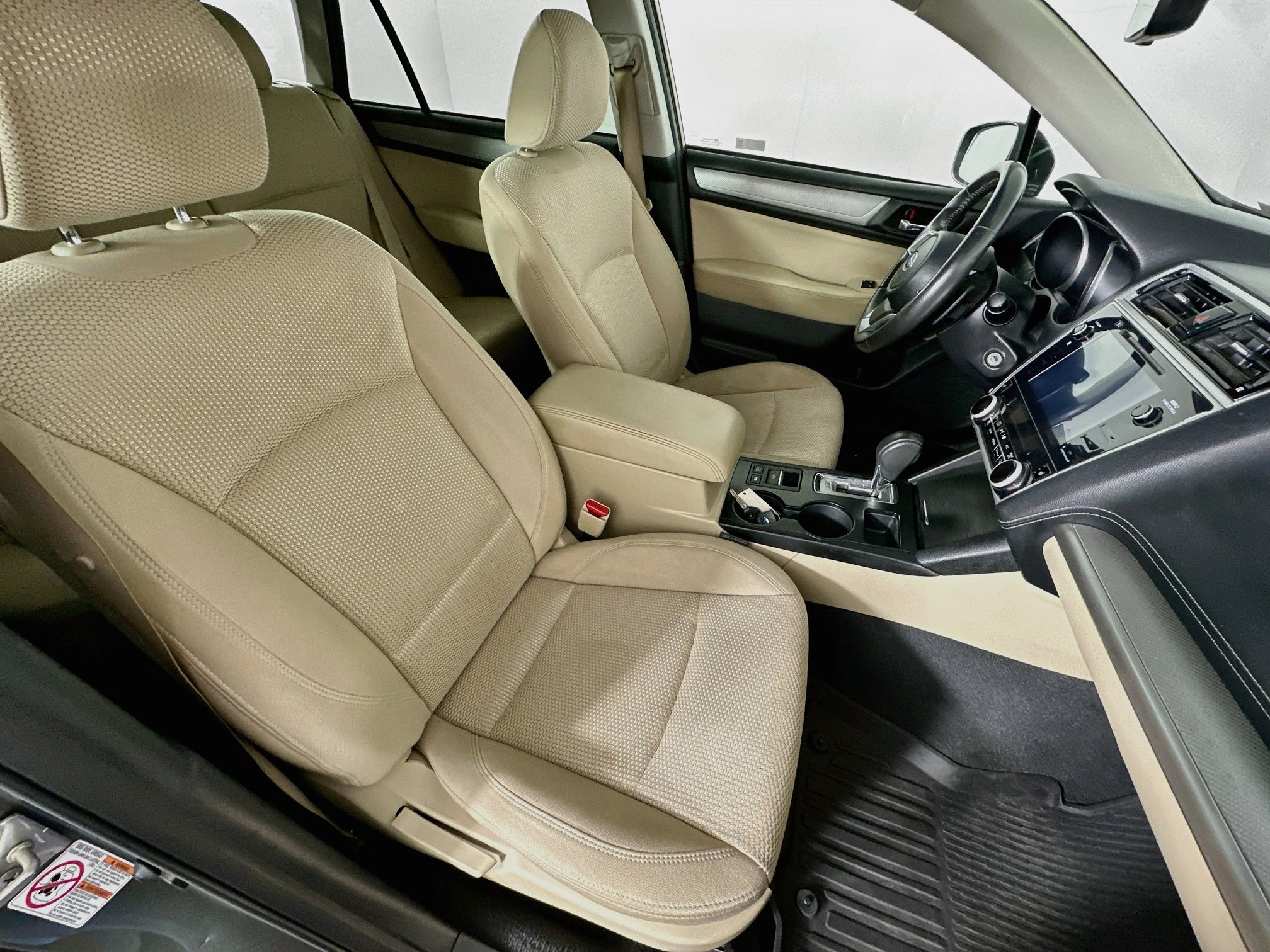Used 2019 Subaru Outback 2.5i Premium AWD/4WD image 28