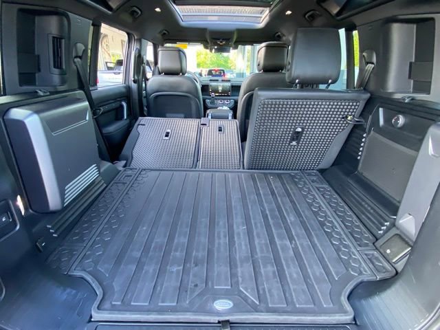 Used 2024 Land Rover Defender 110 Carpathian Edition image 28