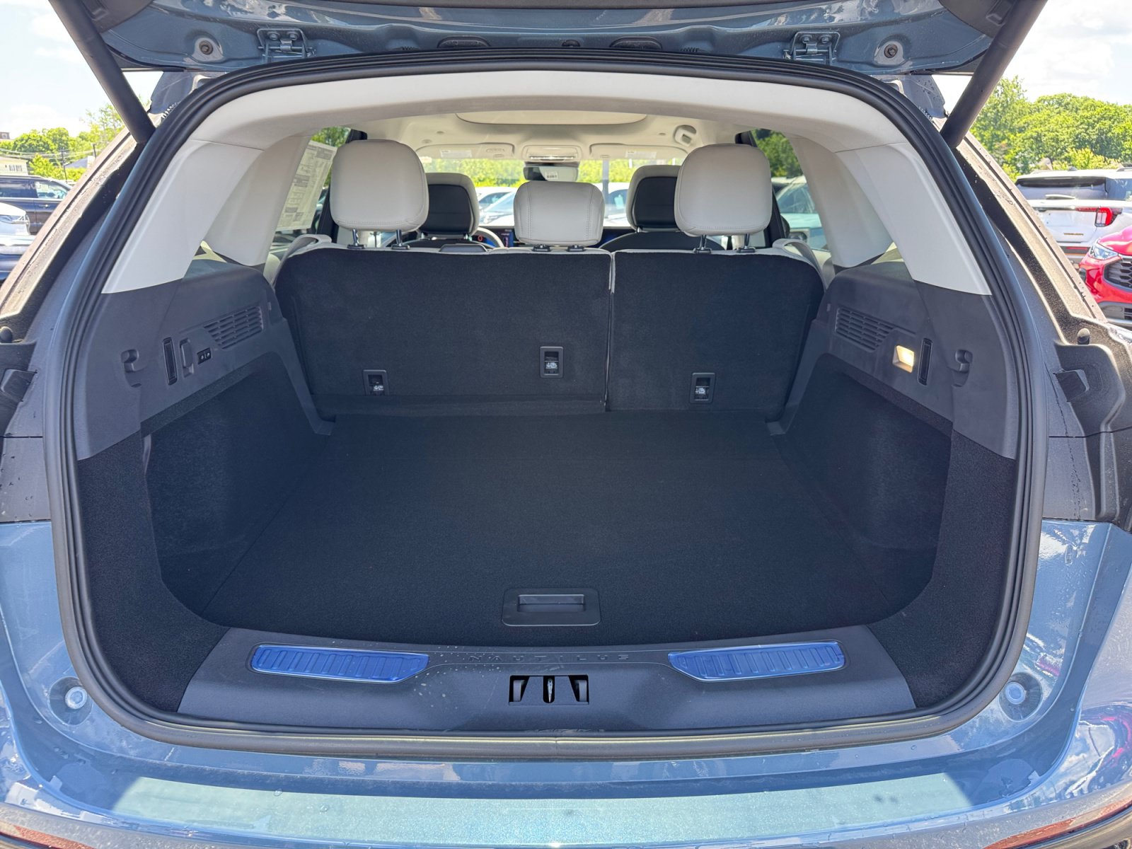 New 2026 Lincoln Nautilus Reserve AWD/4WD image 26