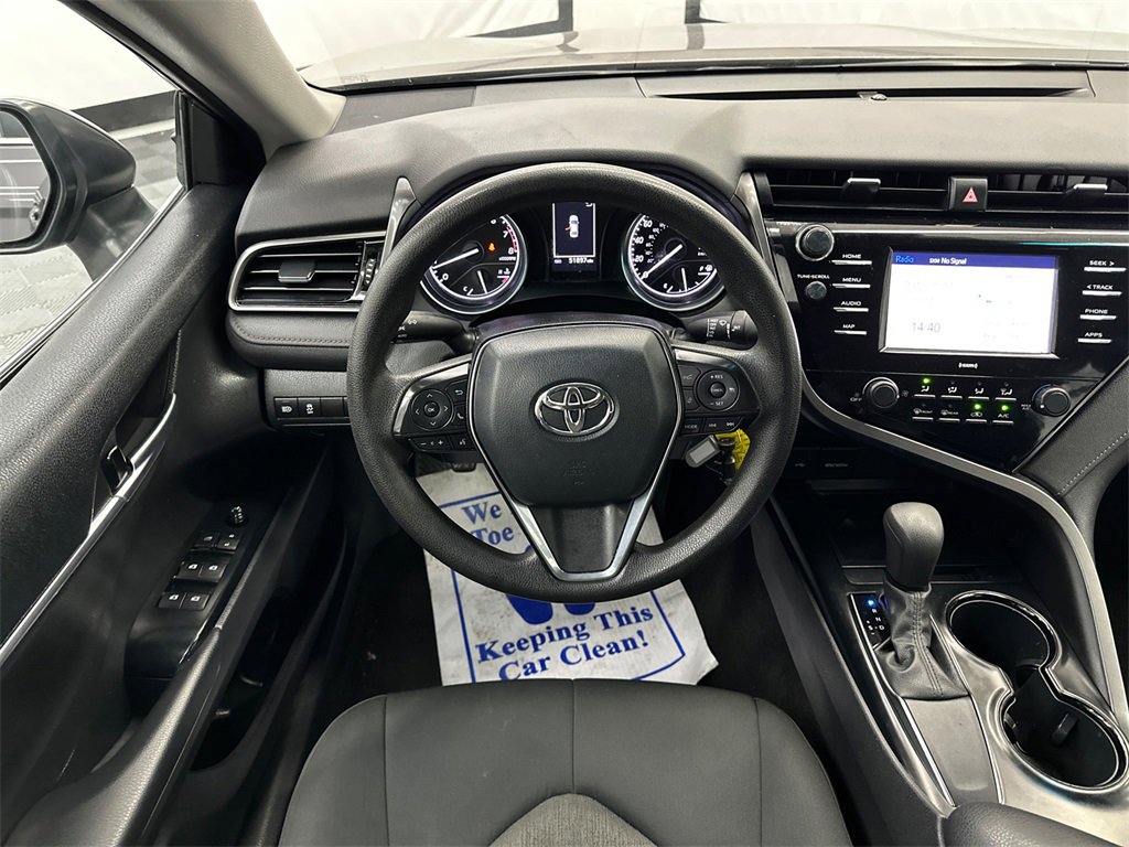 Used 2020 Toyota Camry LE image 22