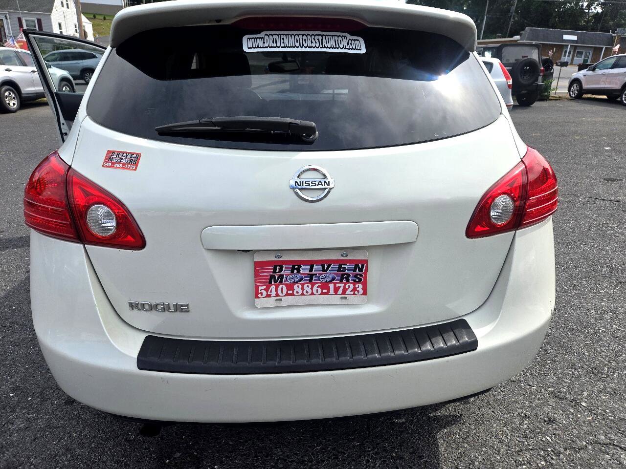 Used 2010 Nissan Rogue S w/ 360 Degree Value Pkg image 2