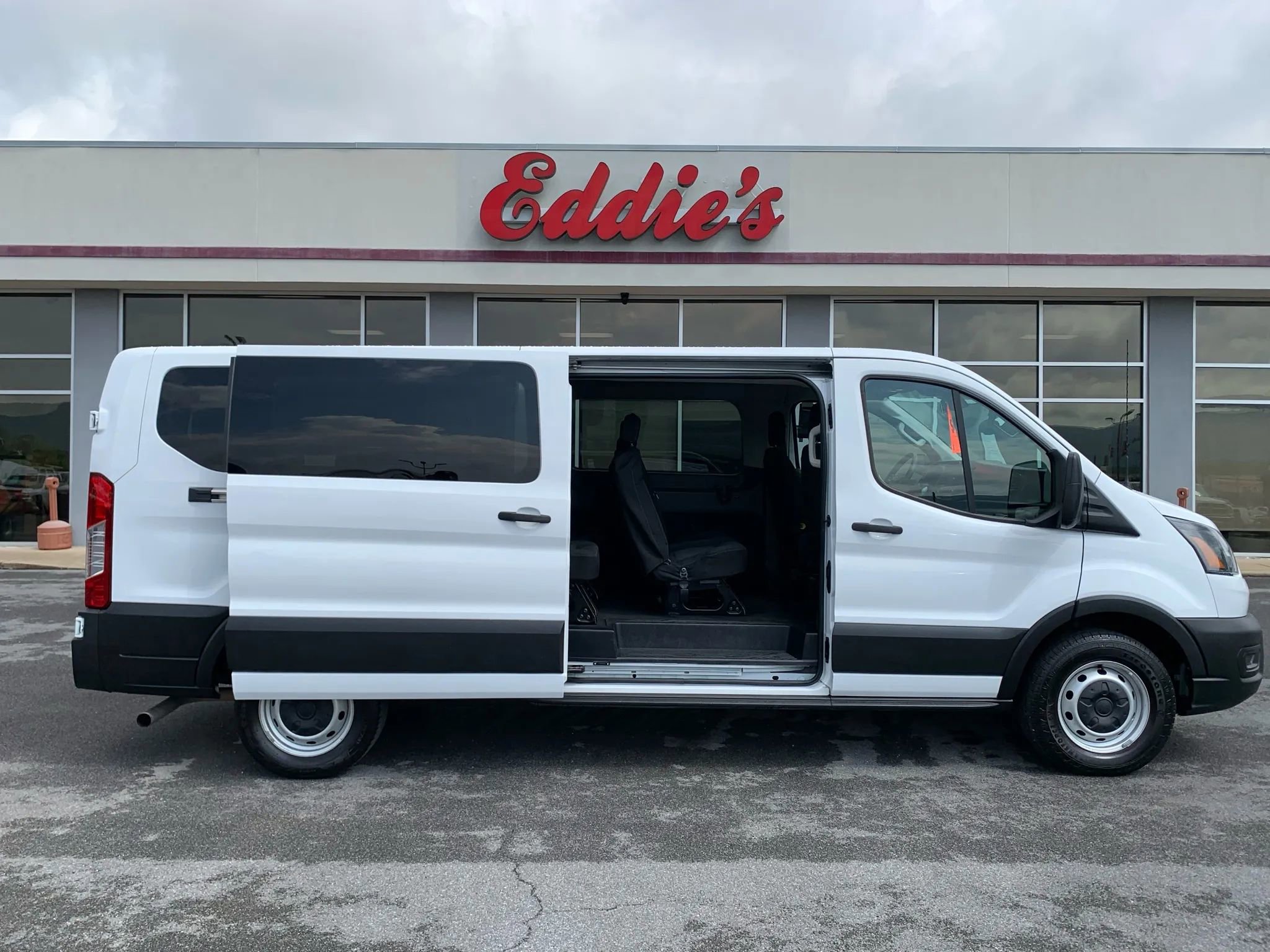 Used 2021 Ford Transit 350 XL image 23