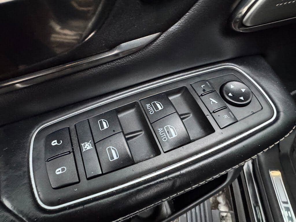 Used 2021 RAM 1500 Limited AWD/4WD image 11