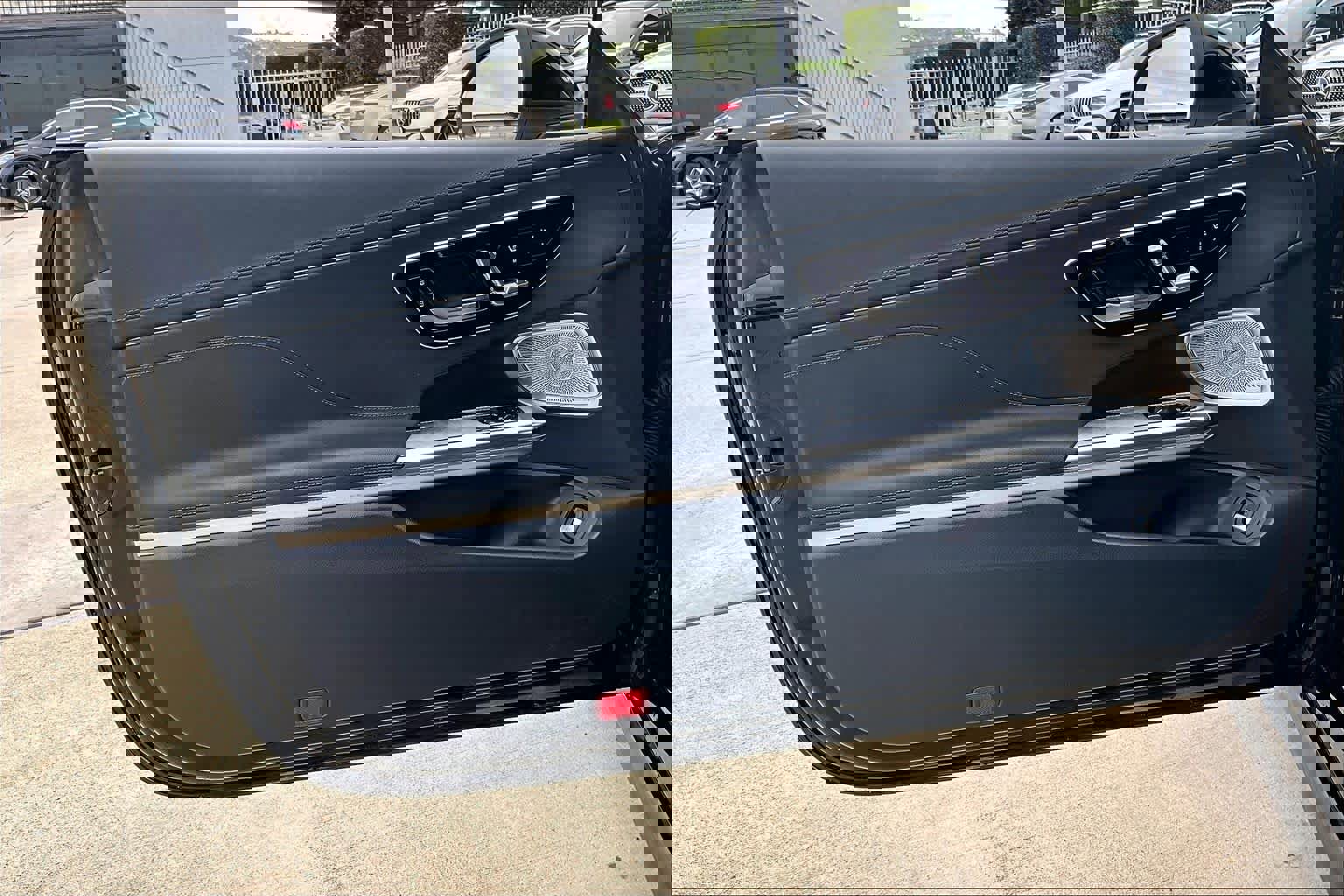 Used 2024 Mercedes-Benz CLE 450 4MATIC Coupe image 21