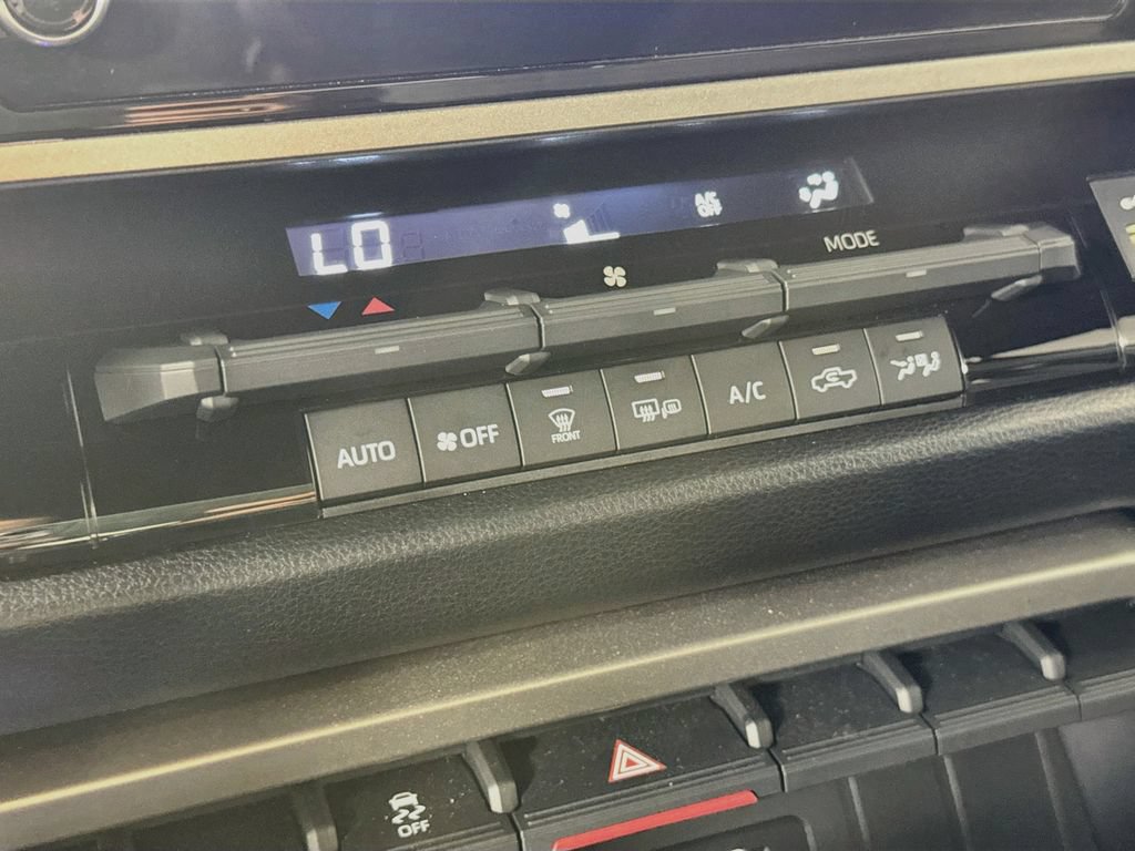 Used 2026 Toyota Tundra SR5 AWD/4WD image 18