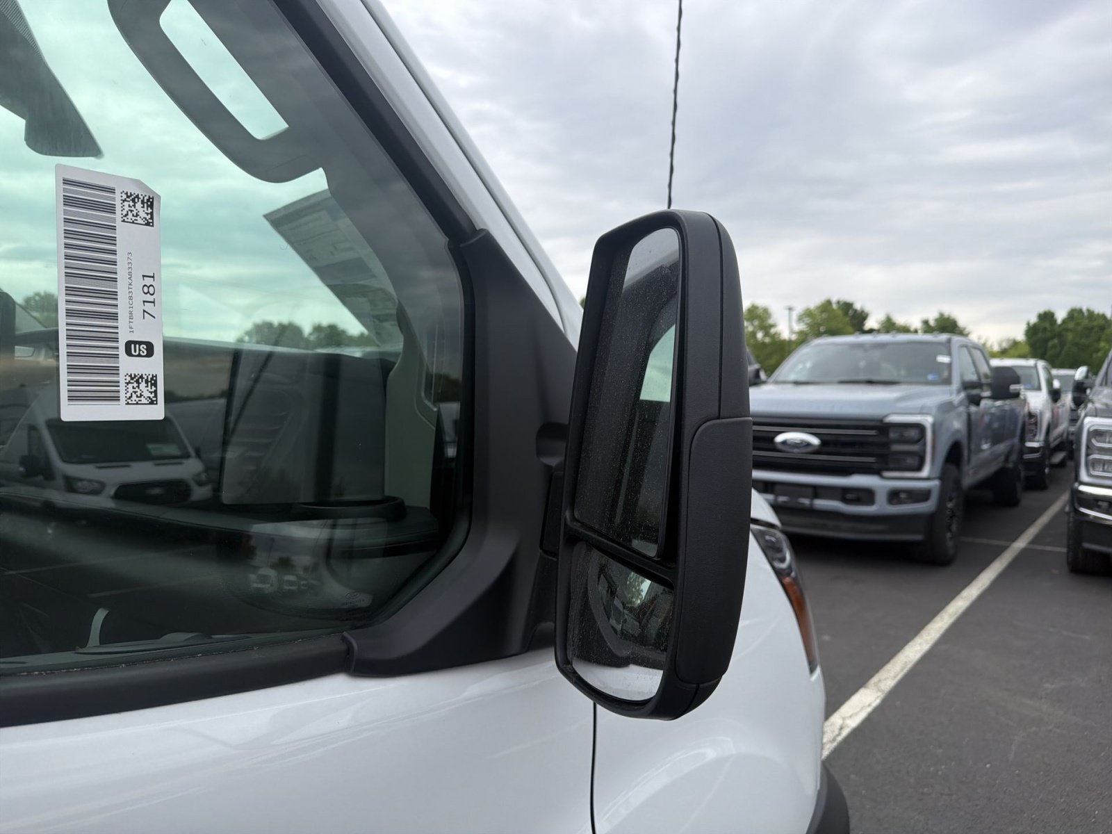 New 2026 Ford Transit 250 148 Medium Roof RWD image 15