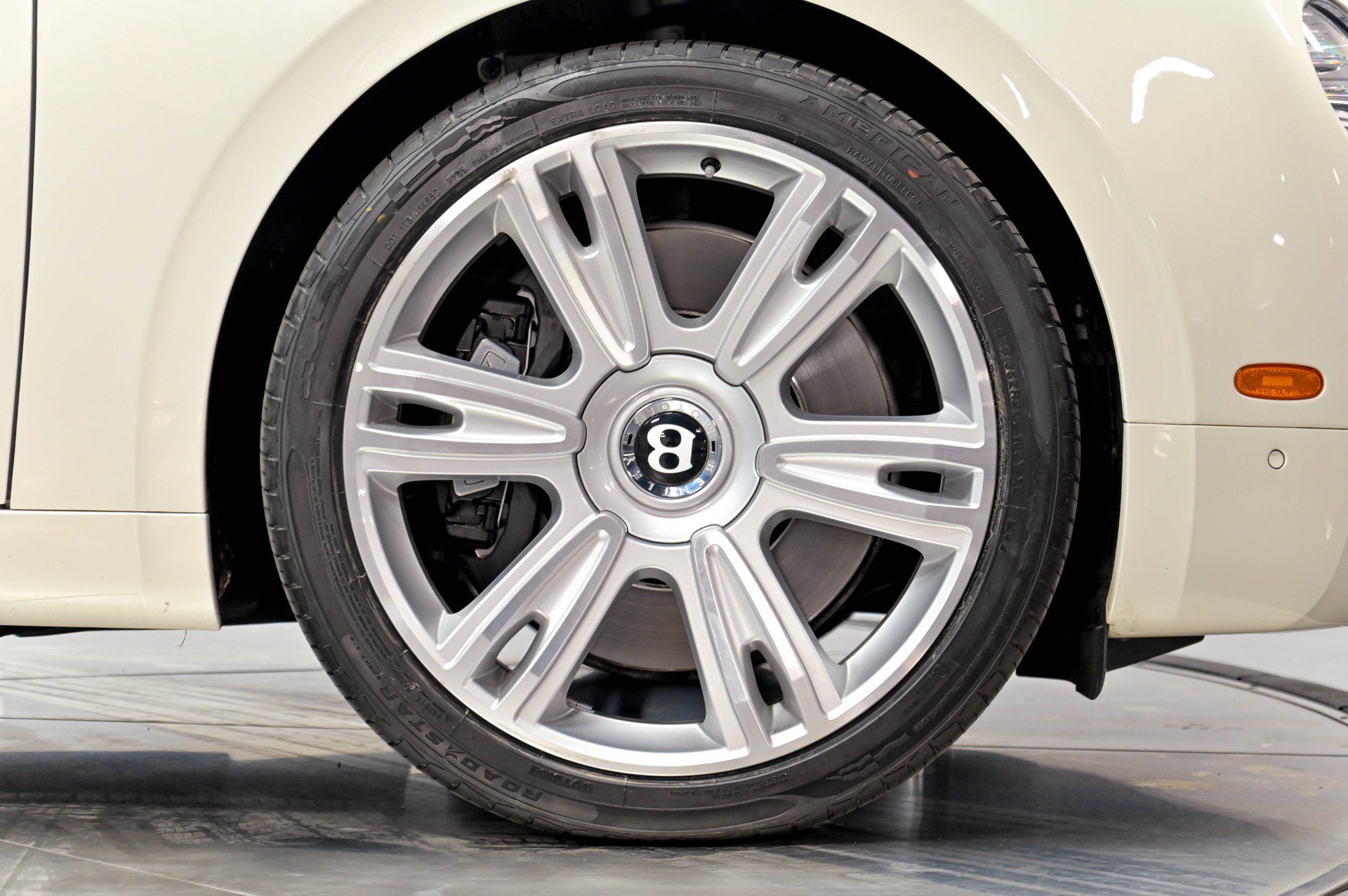 Used 2016 Bentley Flying Spur W12 AWD/4WD image 23