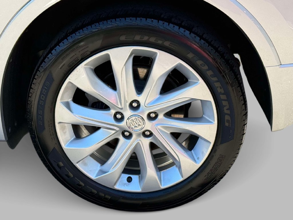 Used 2018 Buick Envision Premium w/ Driver Confidence Package AWD/4WD image 13