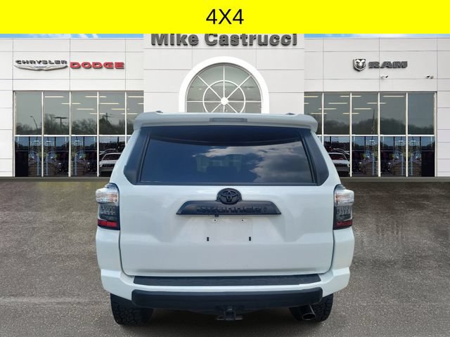 Used 2022 Toyota 4Runner TRD Off-Road Premium w/ TRD Black Wheel Package (TMS) AWD/4WD image 5