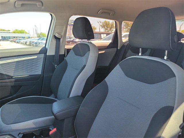 Used 2022 Volkswagen Taos S image 17