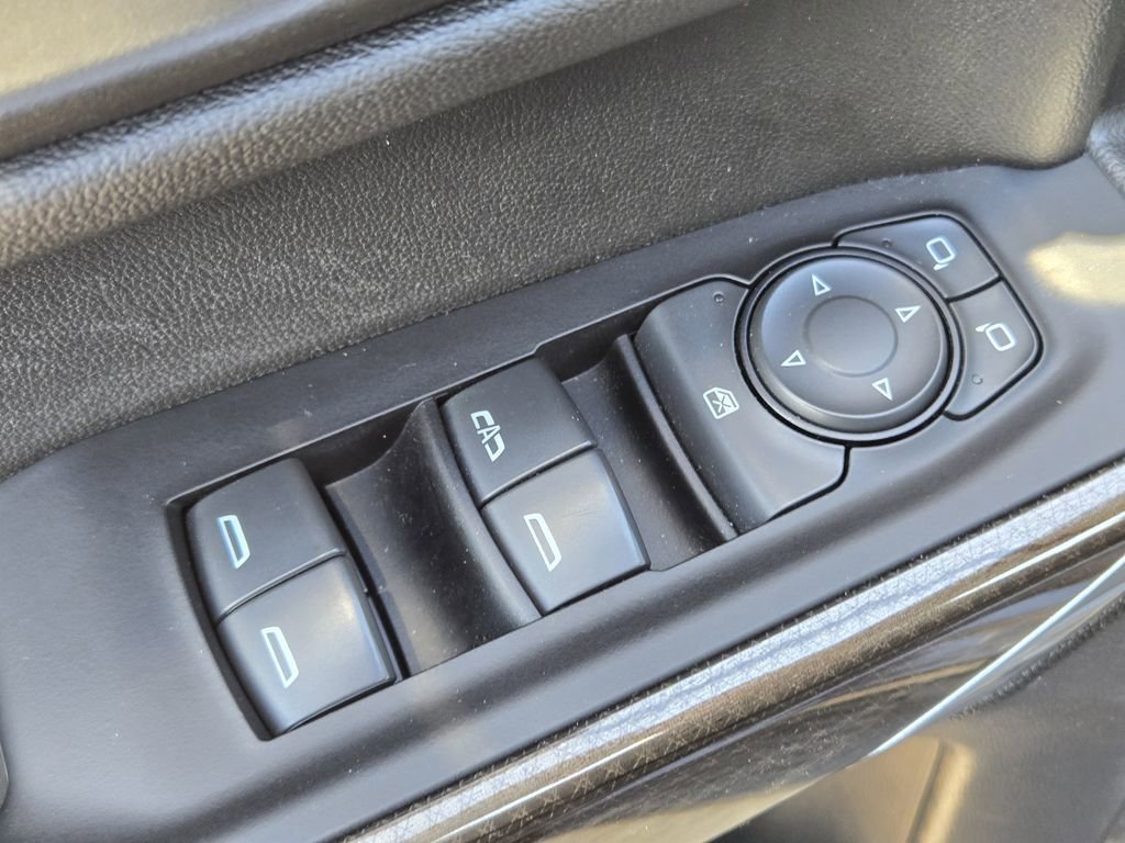 Used 2022 Chevrolet Silverado 1500 LT Trail Boss image 31