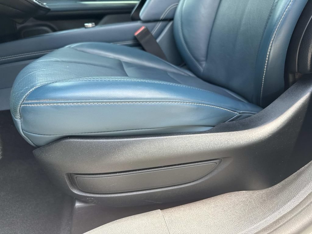 Certified 2020 Lincoln Corsair Reserve w/ Beyond Blue Interior Package FWD image 20