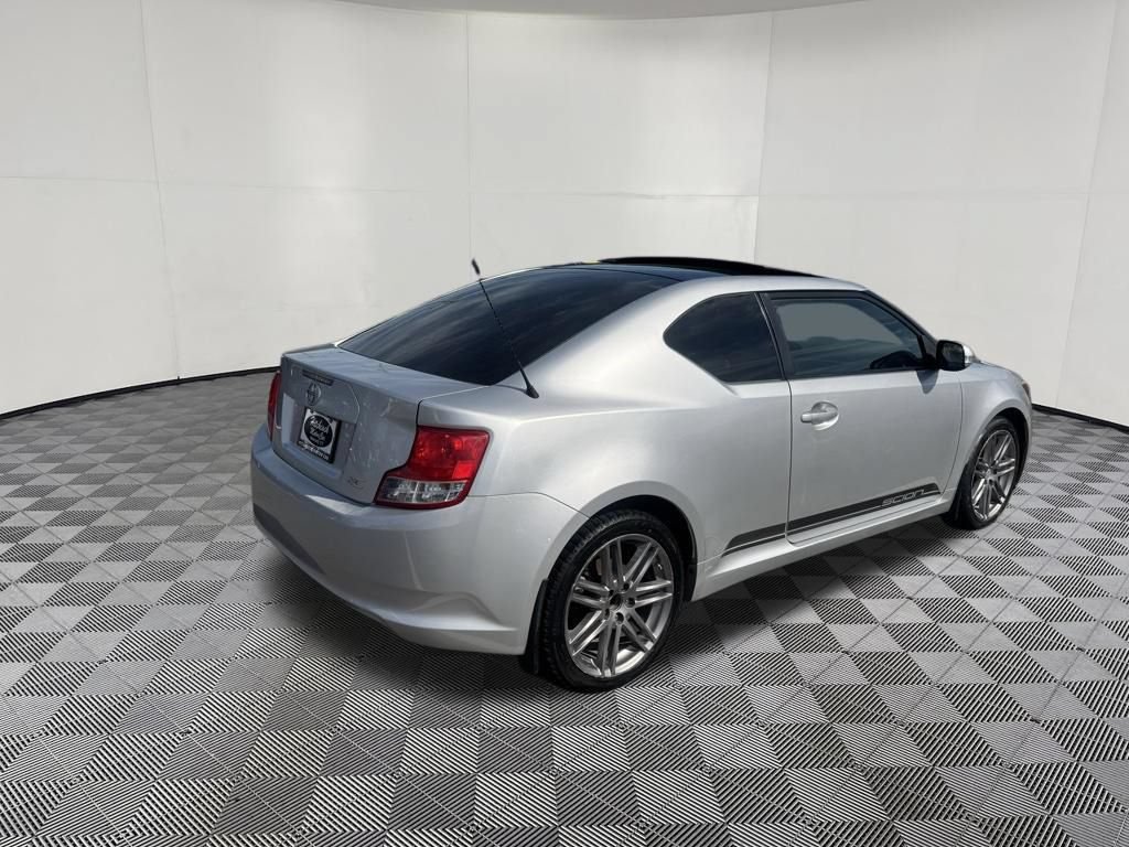 Used 2013 Scion tC FWD image 5
